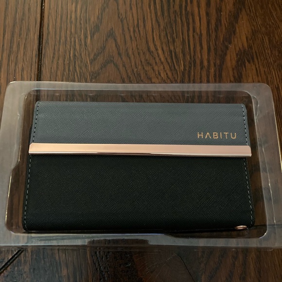 Habitu Eris Tri-Fold Wallet Case for IPhone 11 Pro/ X/ XS, brand new but opened - Picture 4 of 6